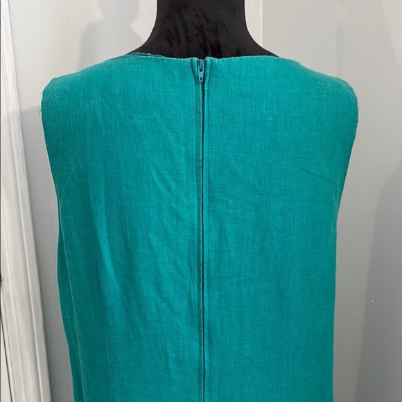 Elegant Teal Sleeveless Dress - Picture 5 of 8